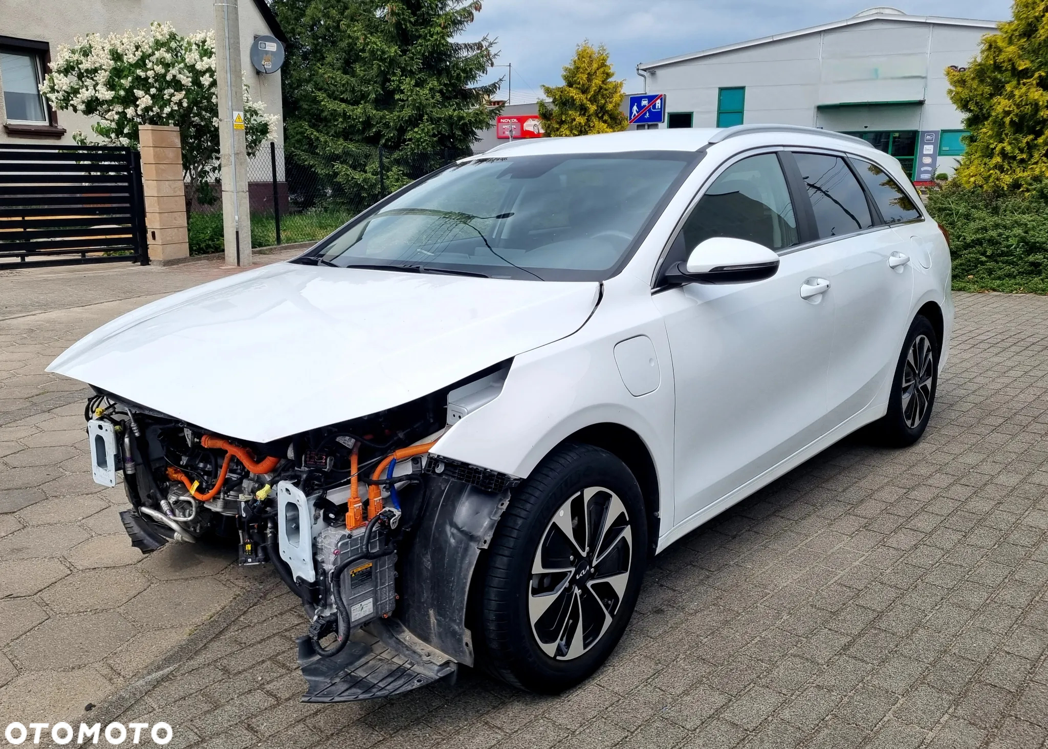 Kia Ceed SW 1.6 GDI DCT OPF Plug-in-Hybrid Inspiration - 3