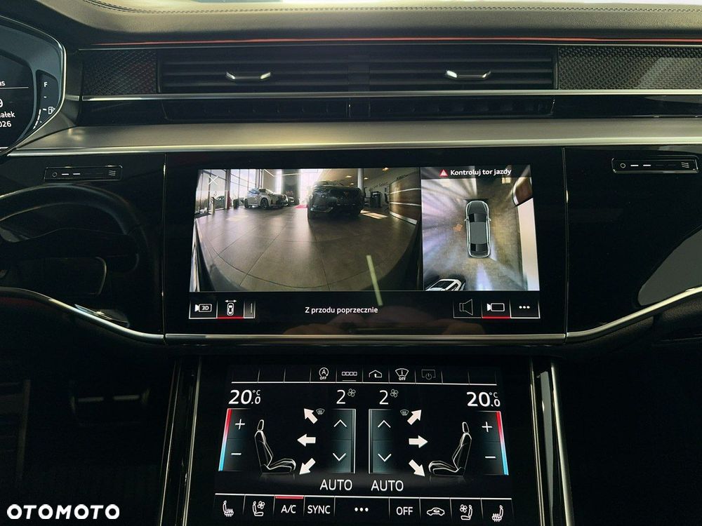 Audi S8 - 33
