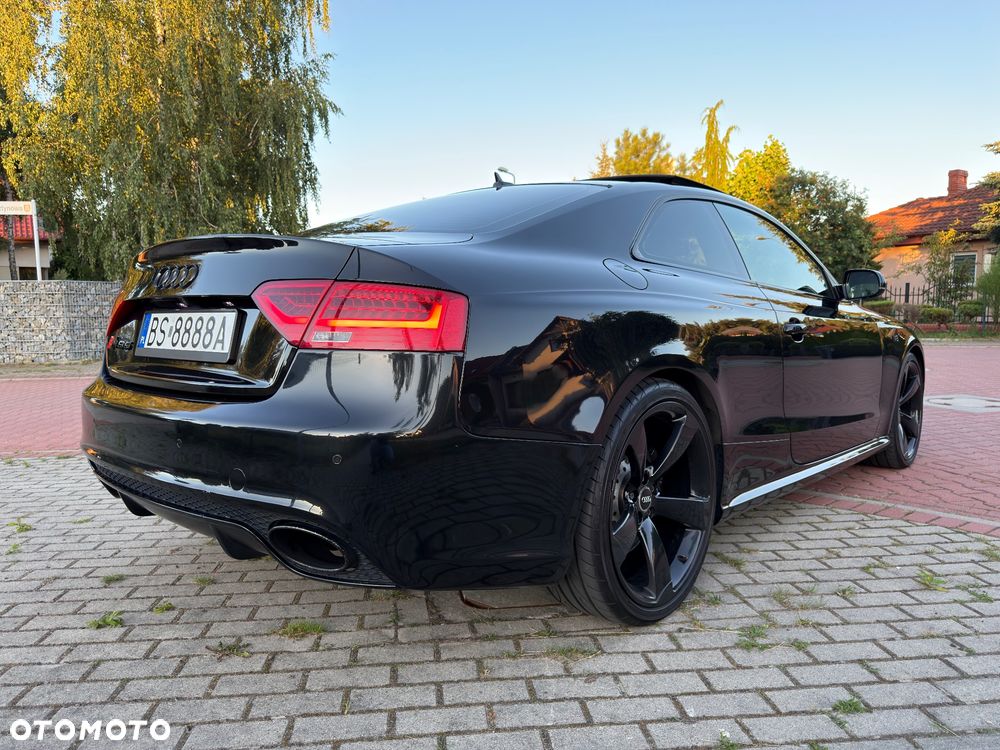 Audi RS5 Coupé Standard - 17