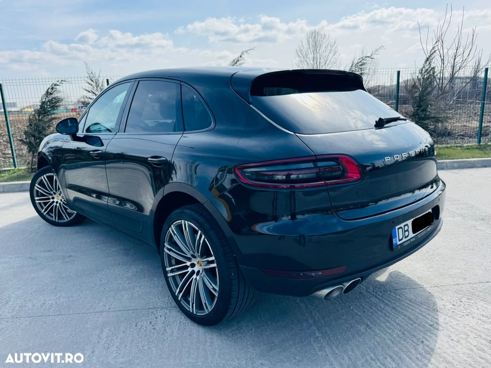Porsche Macan - 25
