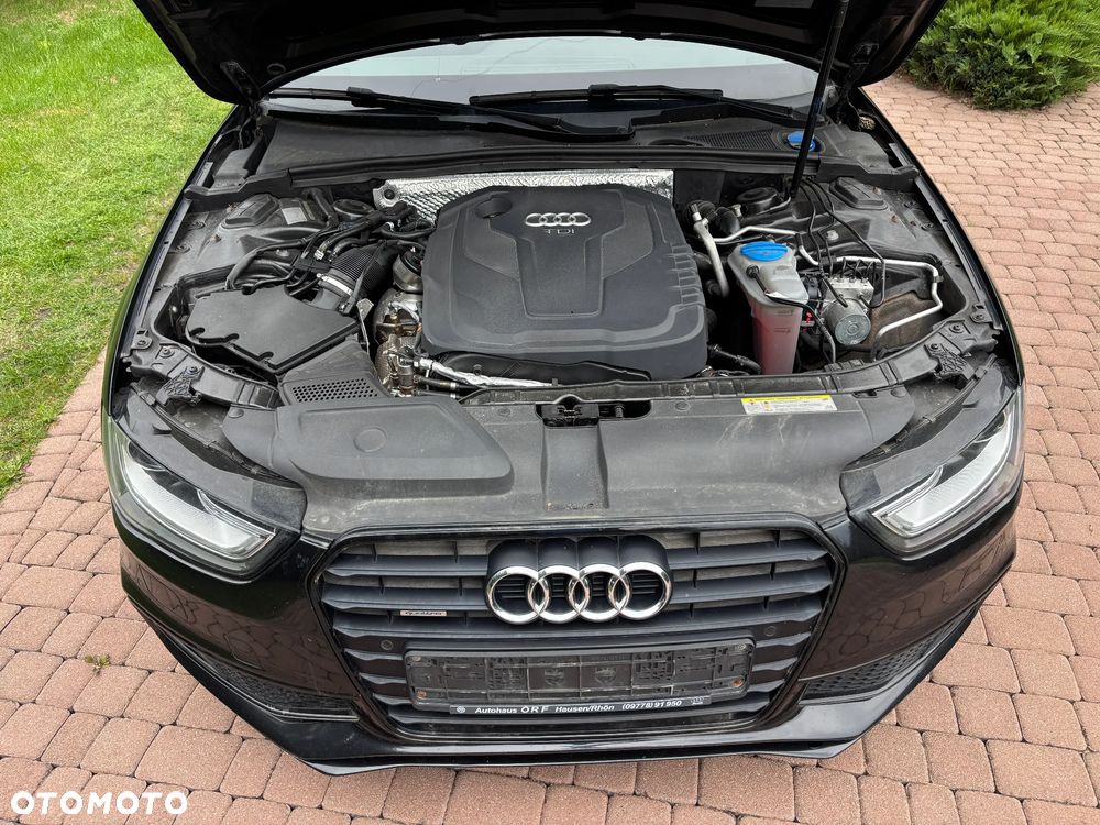 Audi A4 Avant 2.0 TDI DPF clean diesel quattro S tronic S line Sportpaket - 29