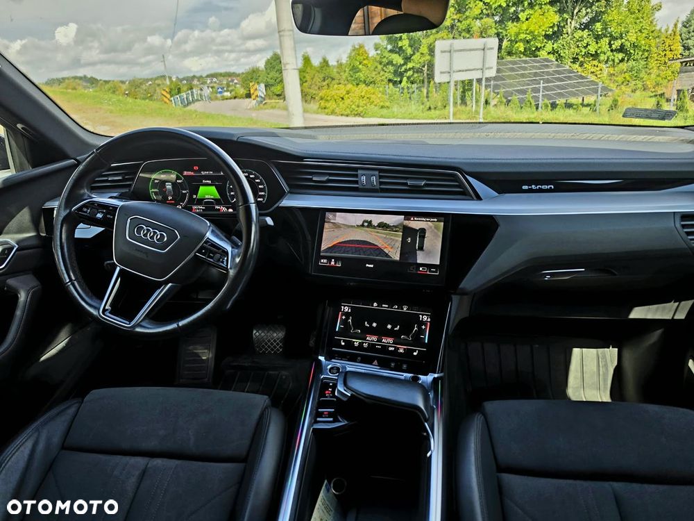 Audi e-tron - 4