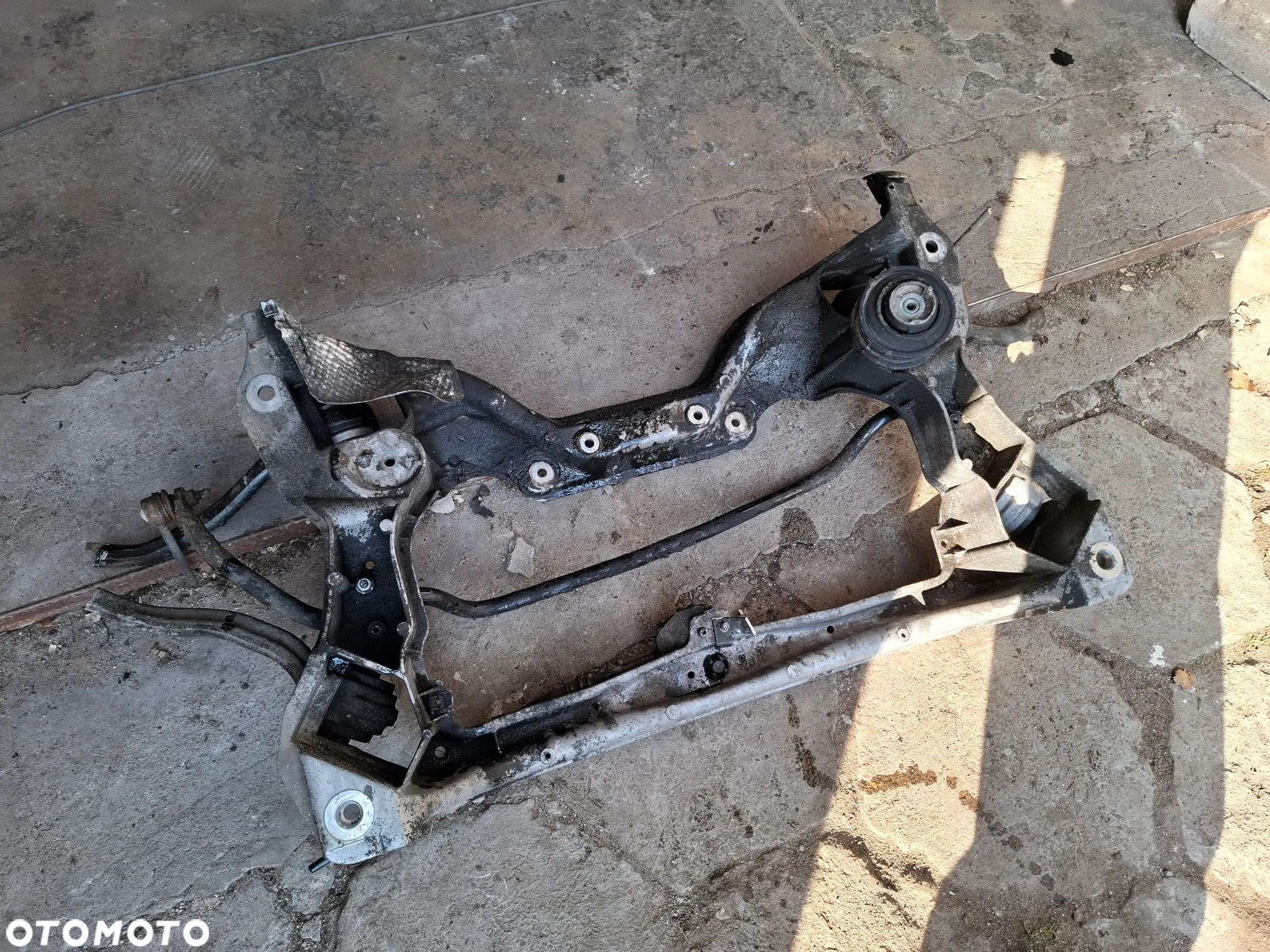 MERCEDES C KLASA W203 2.2 CDI WÓZEK PRZEDNI SANKI BELKA POD SILNIK - 1