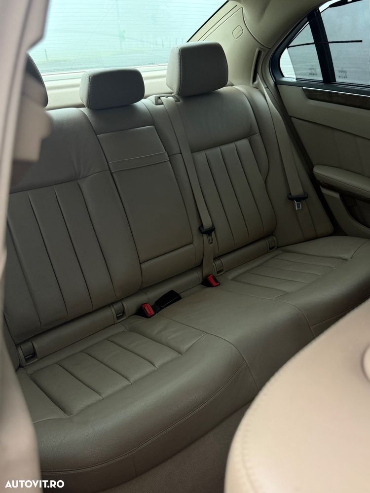 Mercedes-Benz E 350 CDI BlueEfficiency Aut. - 13