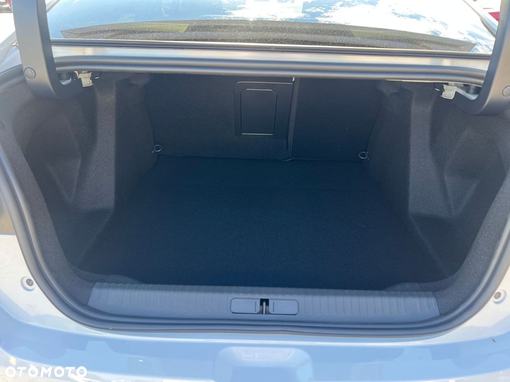 Citroën C4X 1.2 mHEV Max eDCT6 - 8