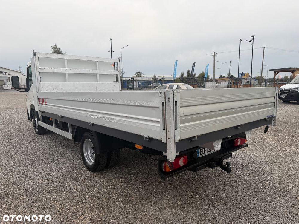 Renault Maxity - 7