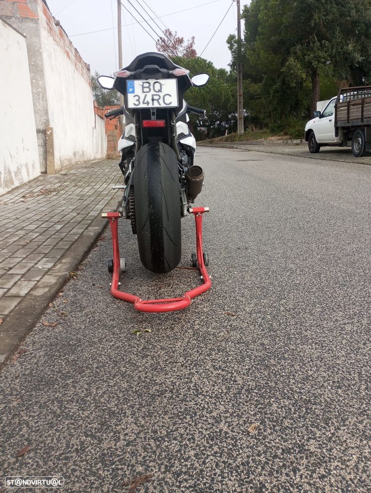 BMW S 1000 RR Pack M - 10