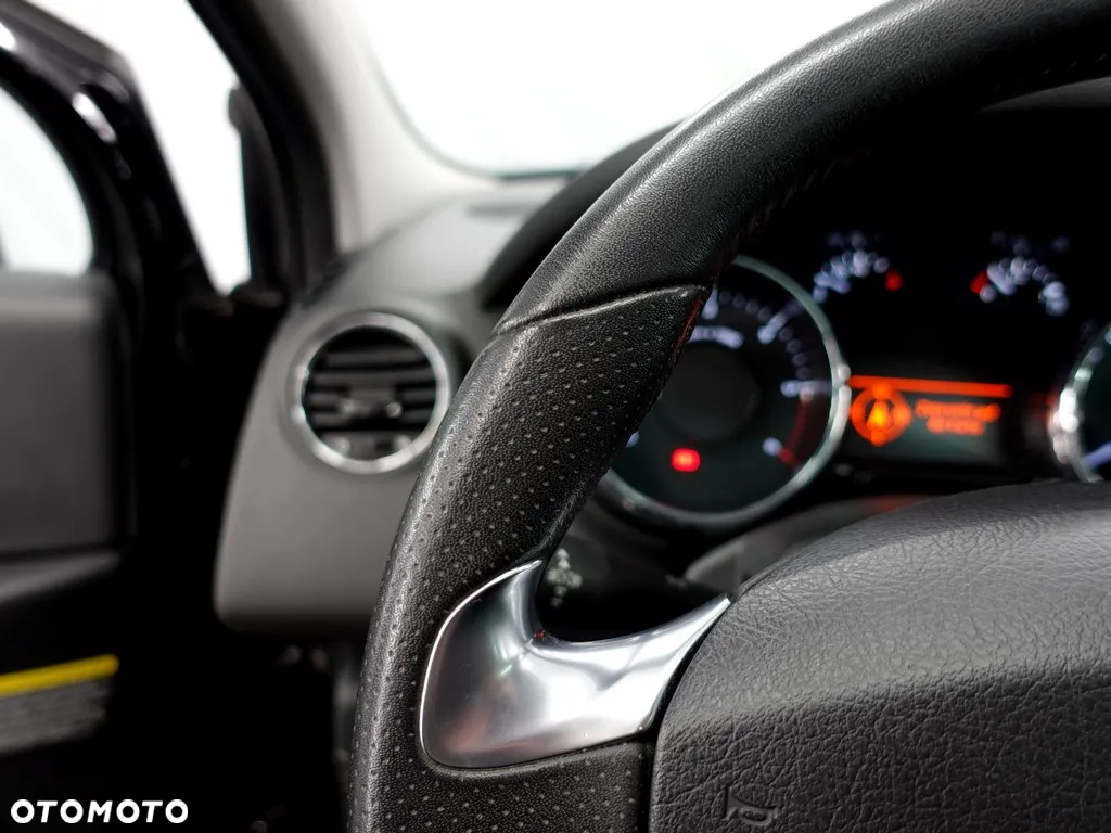 Peugeot 5008 2.0 HDi Allure 7os - 22