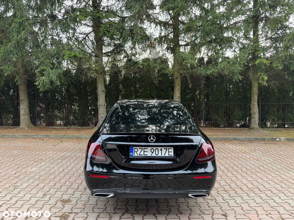 Mercedes-Benz Klasa E 220 d 9G-TRONIC - 7