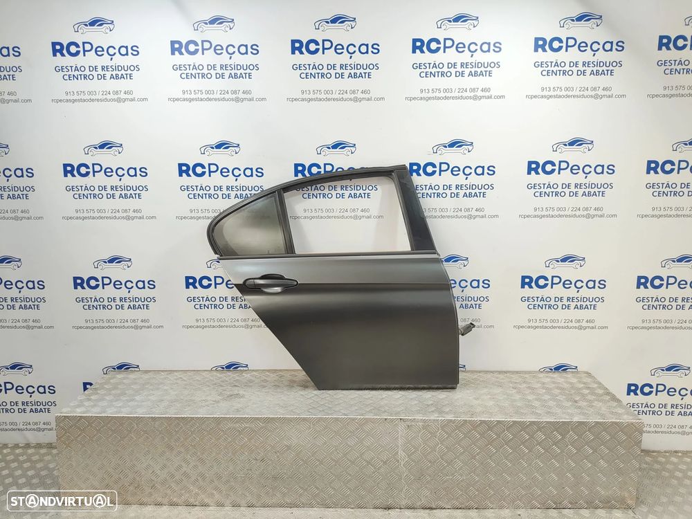 Porta Tras Traseira Direita BMW Serie 3 F30 Sedan Carro 2011 - 2018 - 2