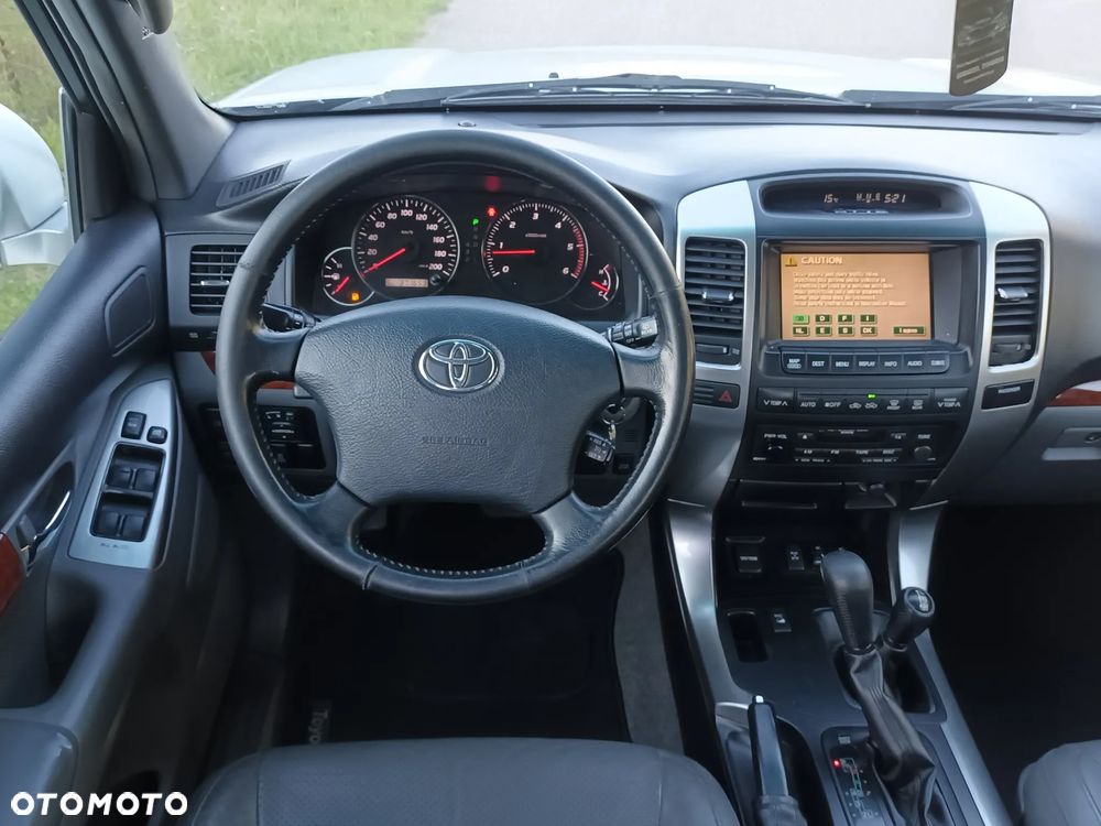 Toyota Land Cruiser - 27