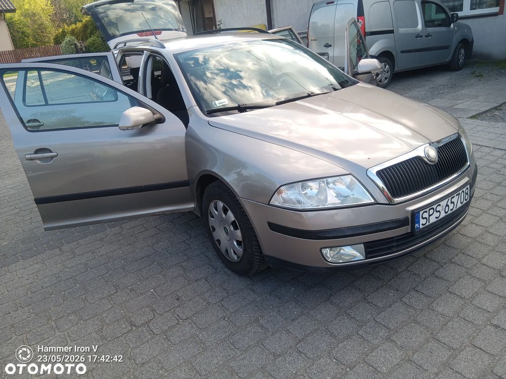 Skoda Octavia 1.6 Combi - 2