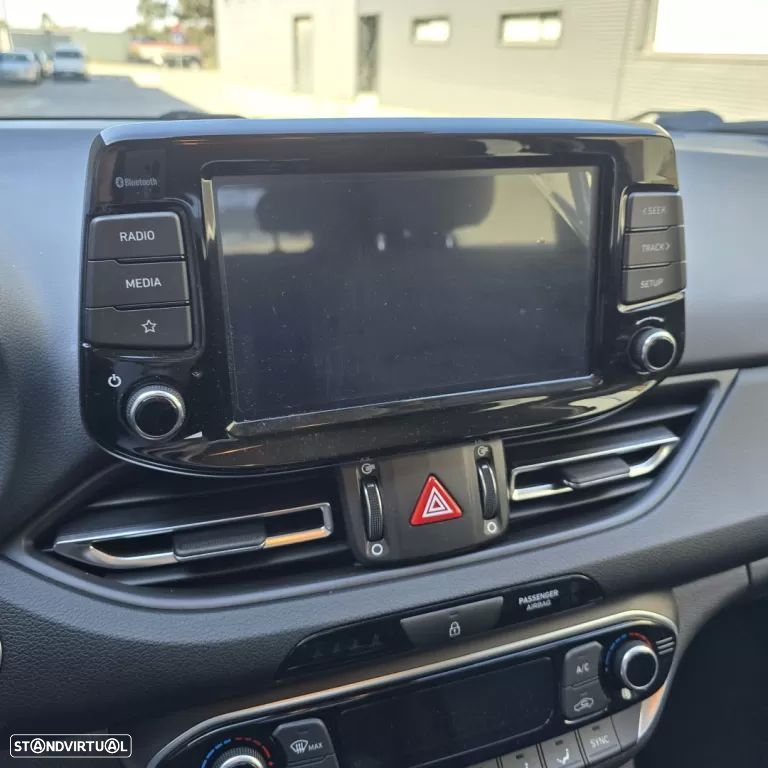 Hyundai i30 1.0 T-GDI Style Plus - 26