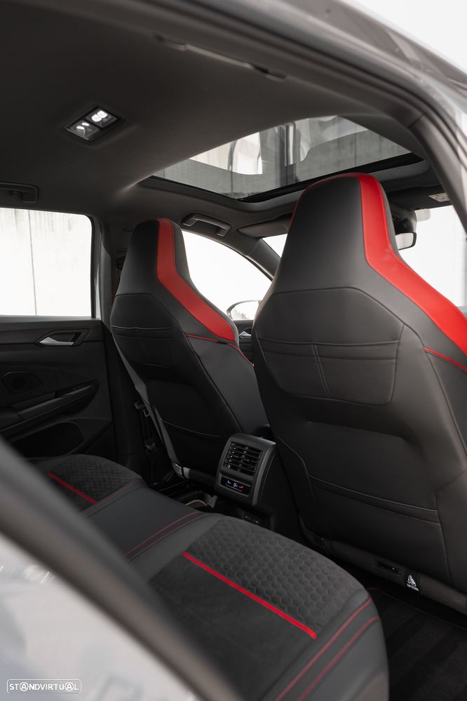 VW Golf 2.0 TSI OPF DSG GTI Clubsport - 19