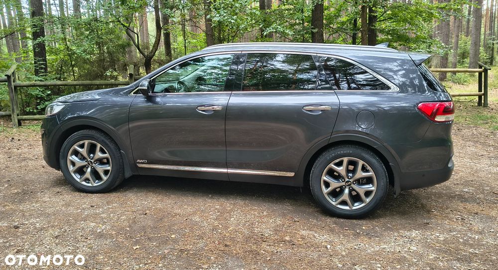 Kia Sorento - 4