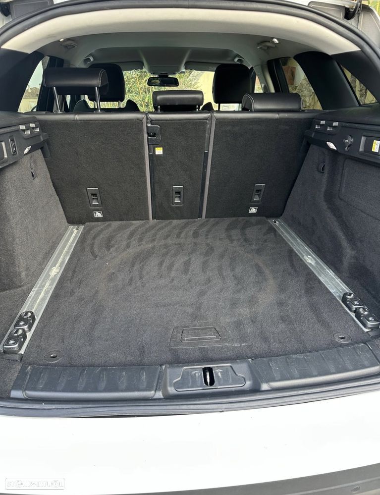 Jaguar F-Pace - 6