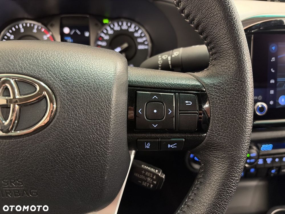 Toyota Hilux 2.8 D-4D mHEV Double Cab Executive 4x4 - 14