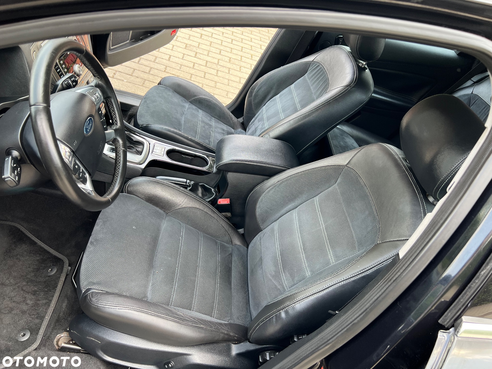 Ford Mondeo 2.0 TDCi Titanium X - 29