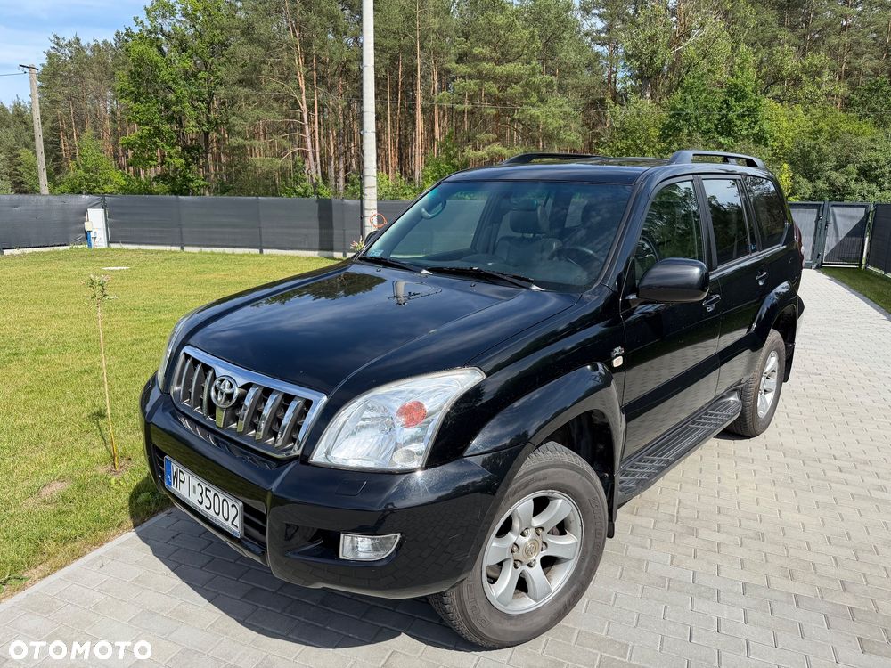 Toyota Land Cruiser - 1