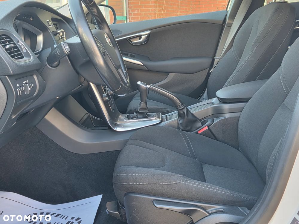 Volvo V40 T2 Summum - 7