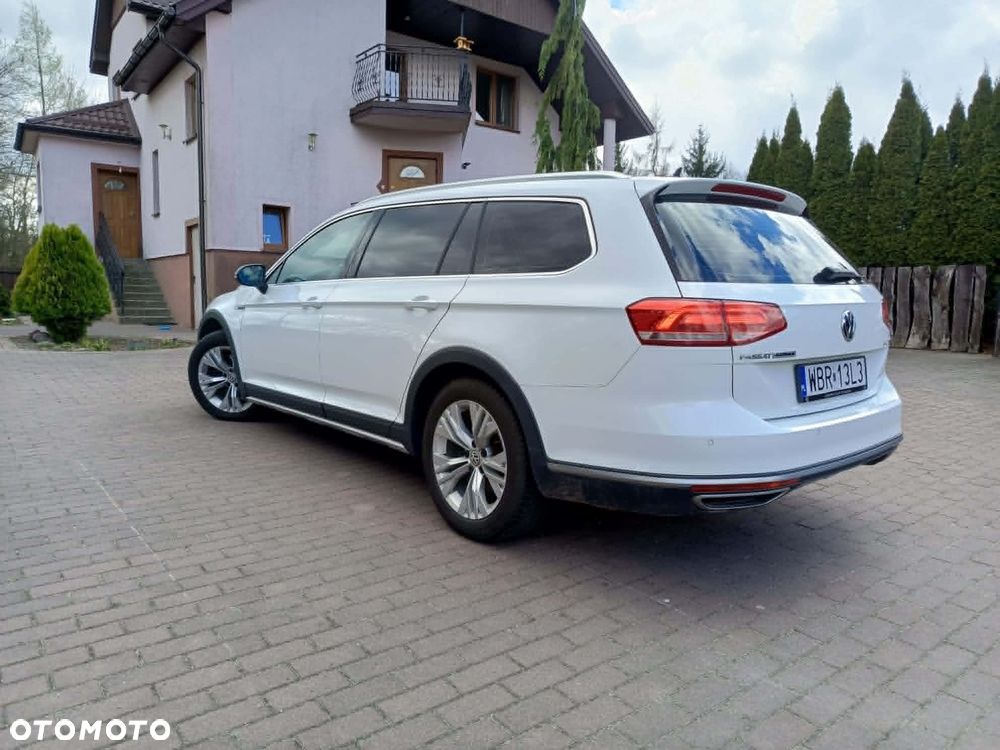 Volkswagen Passat Alltrack 2.0 TDI SCR 4Mot DSG - 3