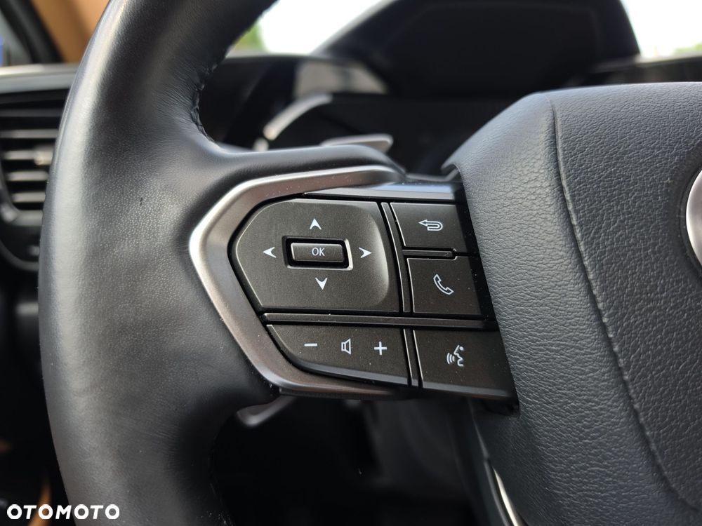 Lexus NX - 14