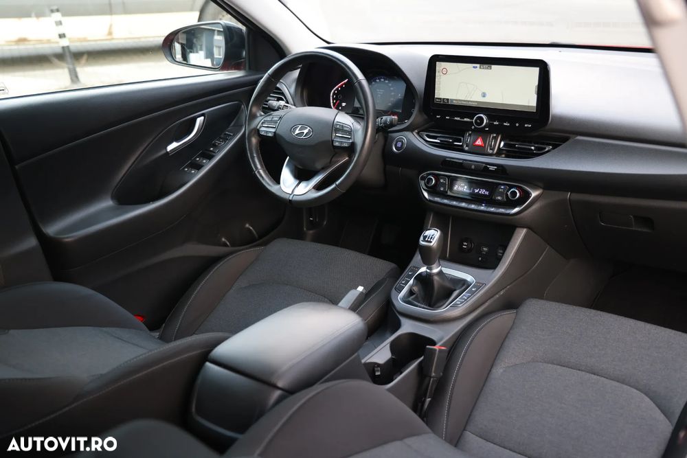 Hyundai i30 1.6 CRDI 136CP 5DR M/T Launch Edition Exclusive - 39