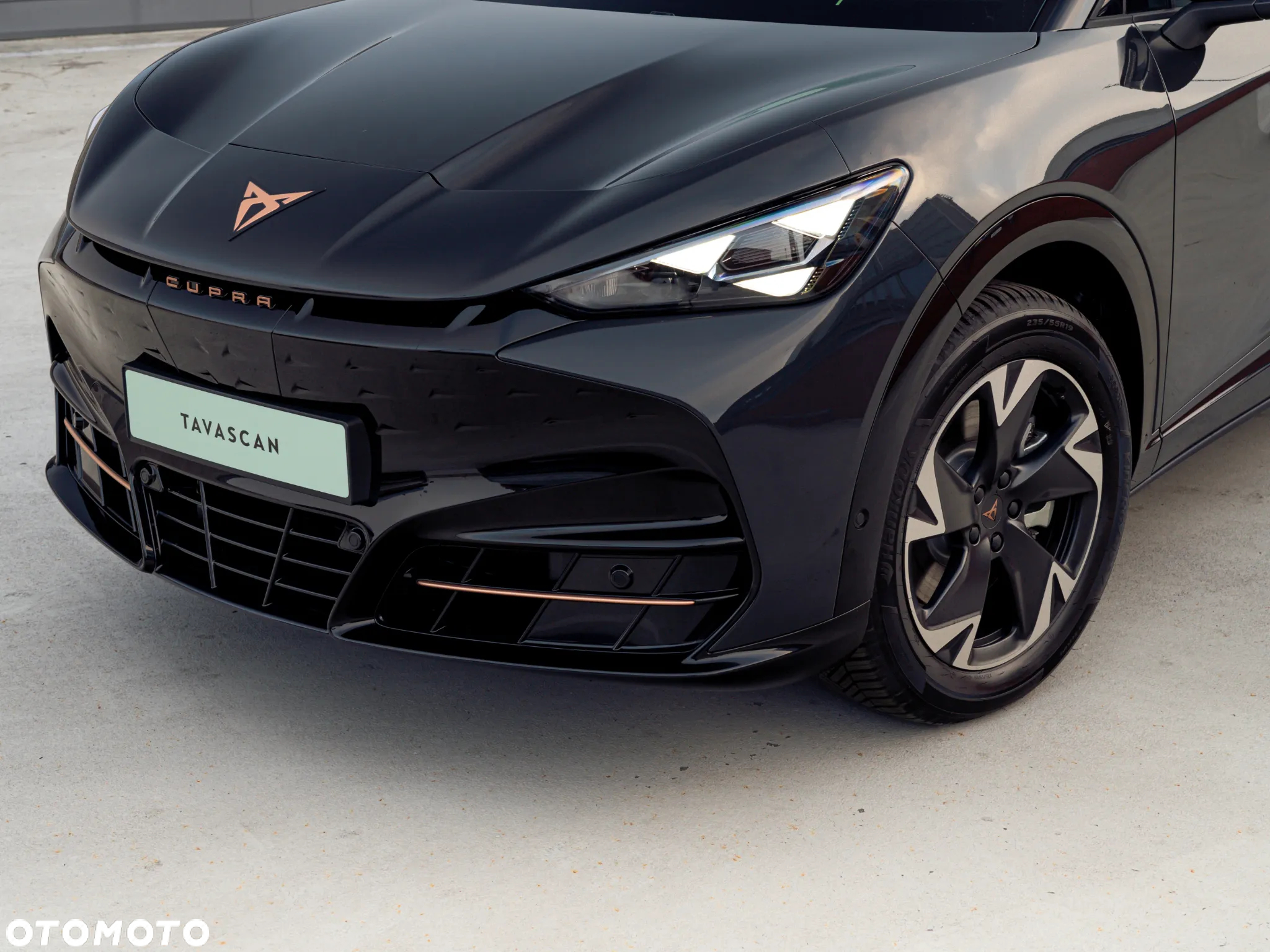 Cupra Tavascan - 8