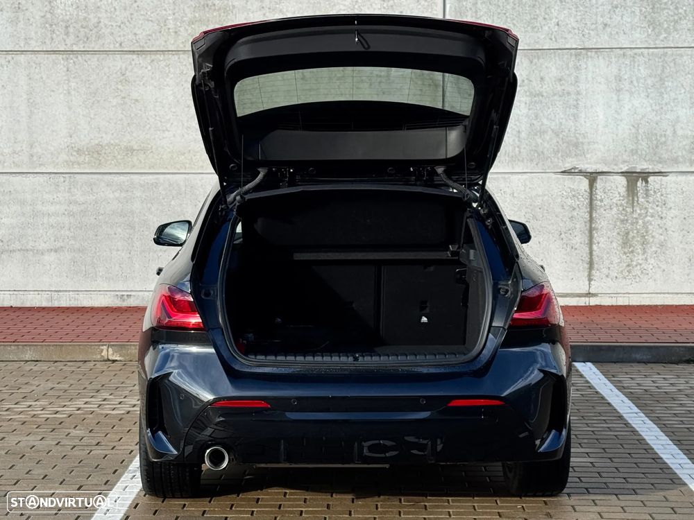 BMW 116 d Pack Desportivo M Auto - 13