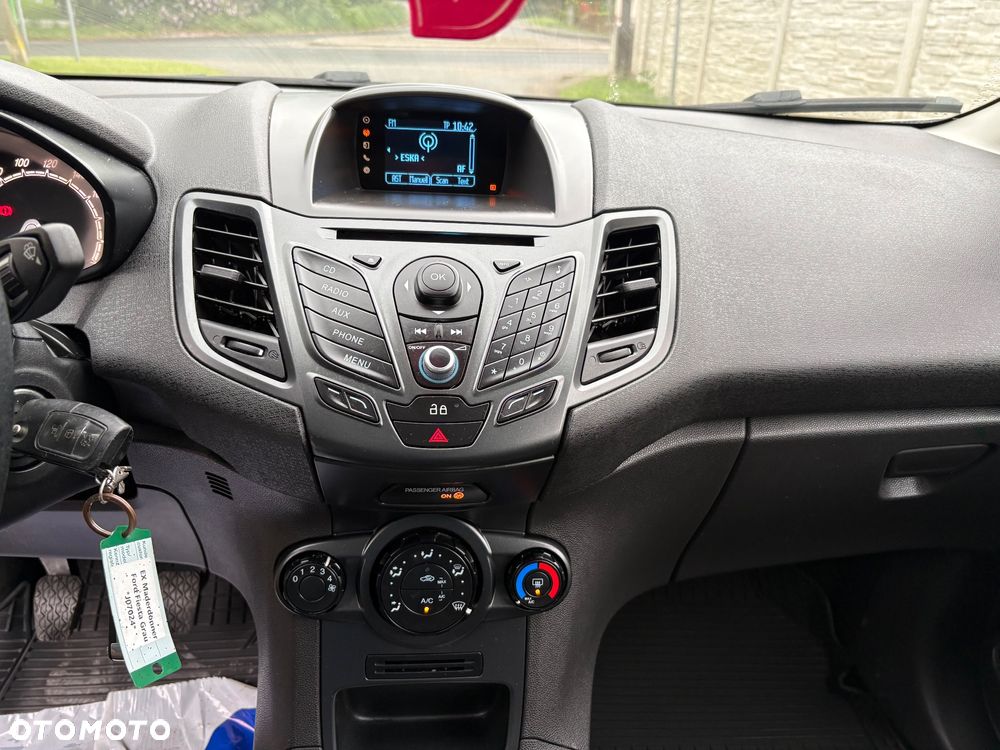 Ford Fiesta 1.25 SYNC Edition - 11