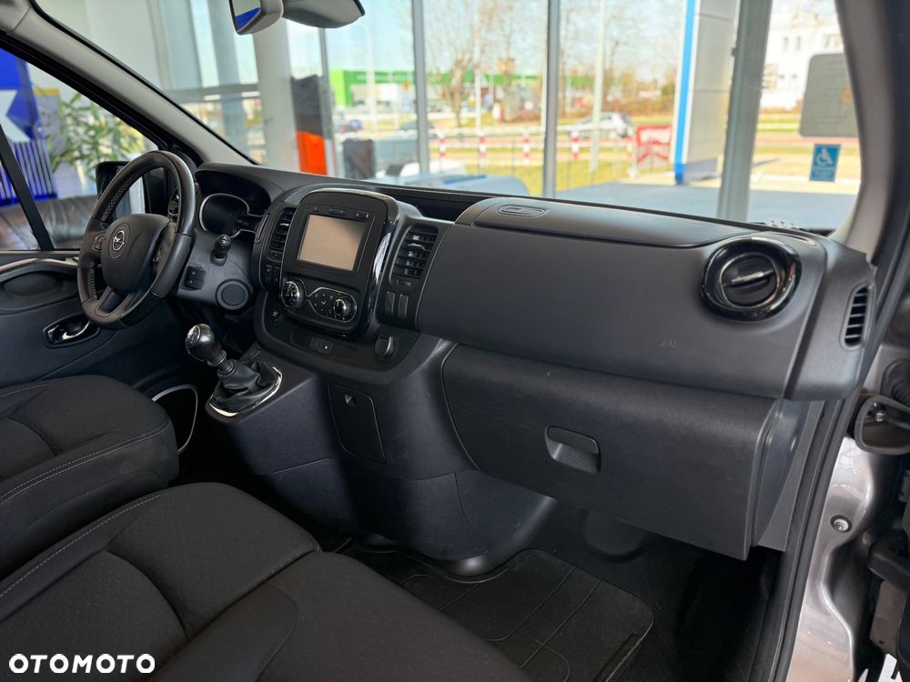 Opel VIVARO - 21