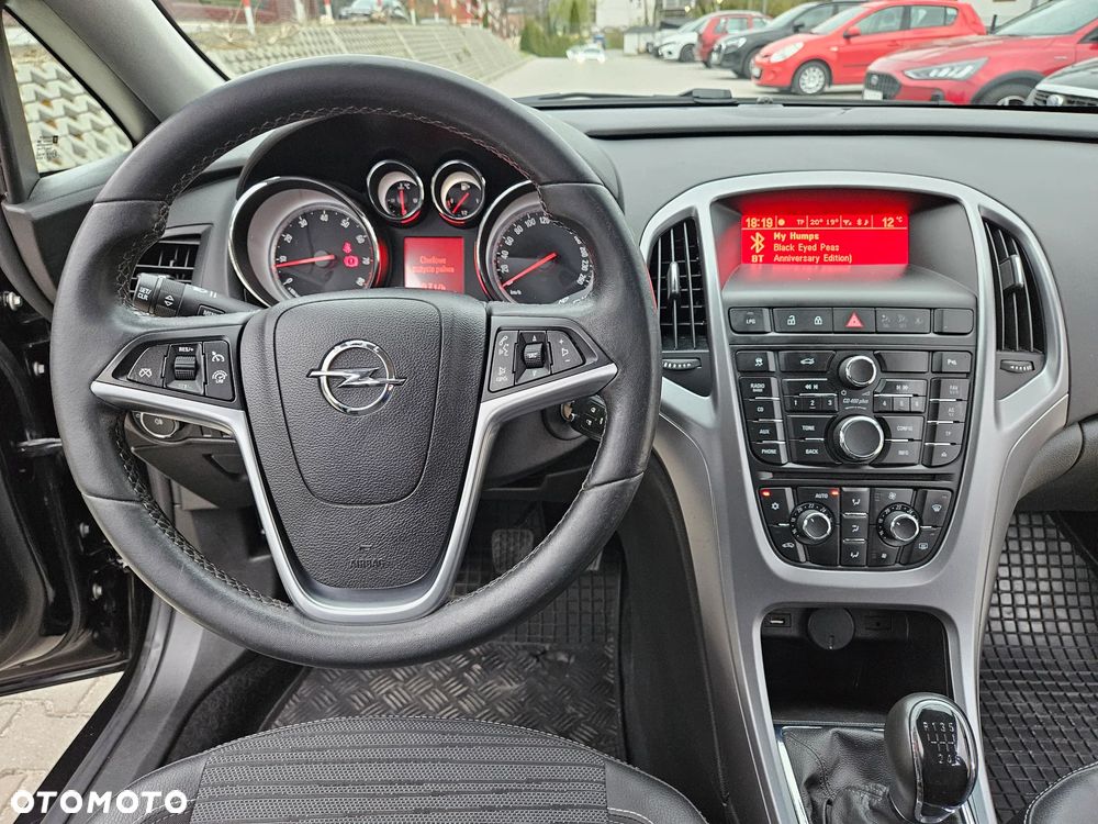 Opel Astra 1.4 T EU6 - 10