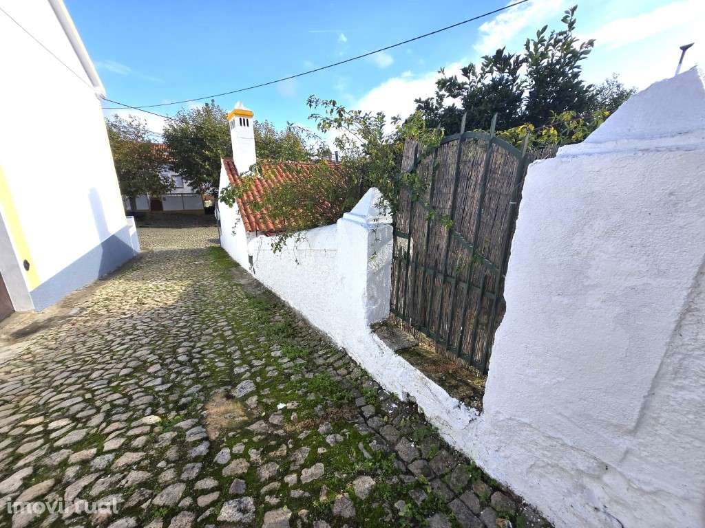 Simpática Moradia T2 com Quintal em Beirã- Marvão - Grande imagem: 2/20