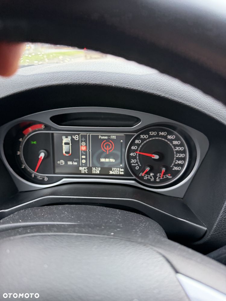 Ford Mondeo - 8