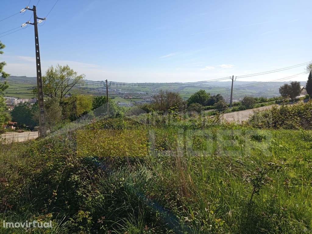 Terreno Misto com 11200mº em Giesteira na Arruda dos Vinhos - Grande imagem: 5/7