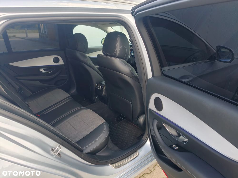 Mercedes-Benz Klasa E 220 d 9G-TRONIC Avantgarde - 16