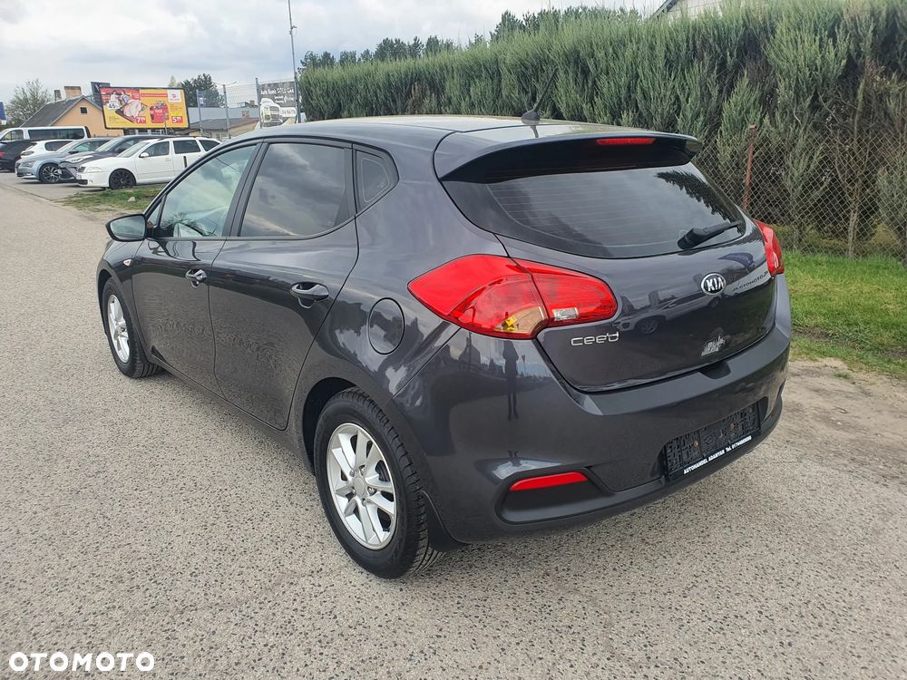 Kia Ceed 1.4 CVVT Attract - 7