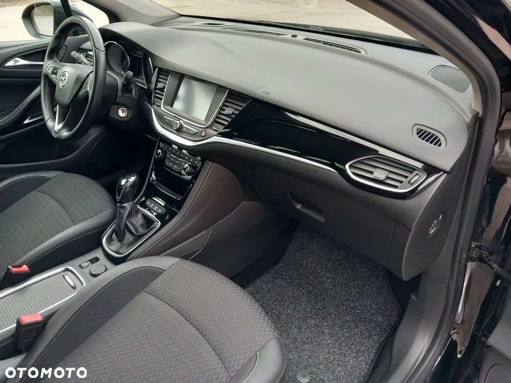 Opel Astra 1.6 D (CDTI) Start/Stop Innovation - 9