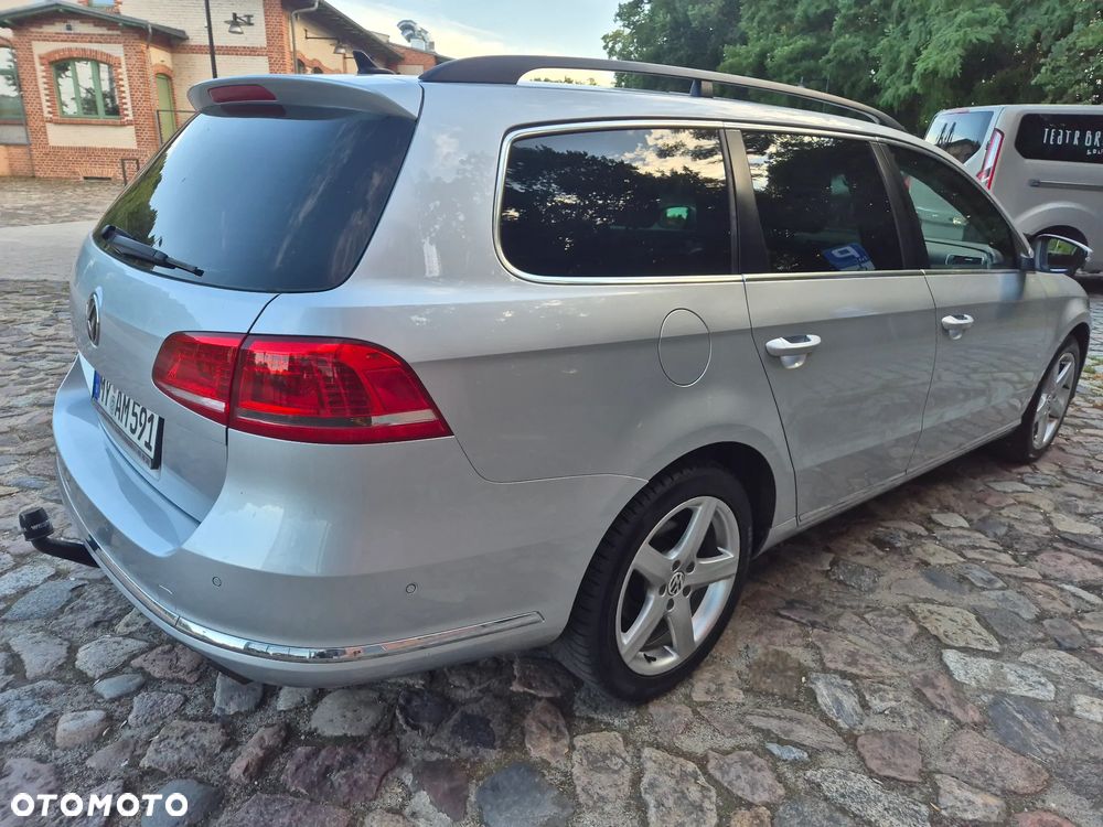 Volkswagen Passat 2.0 TDI DSG BlueMotion Technology Highline - 33