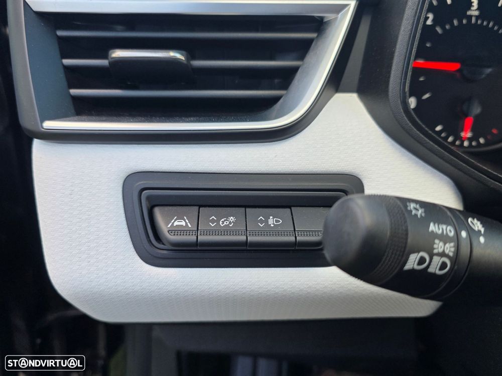 Renault Clio 1.5 Blue dCi Evolution - 17