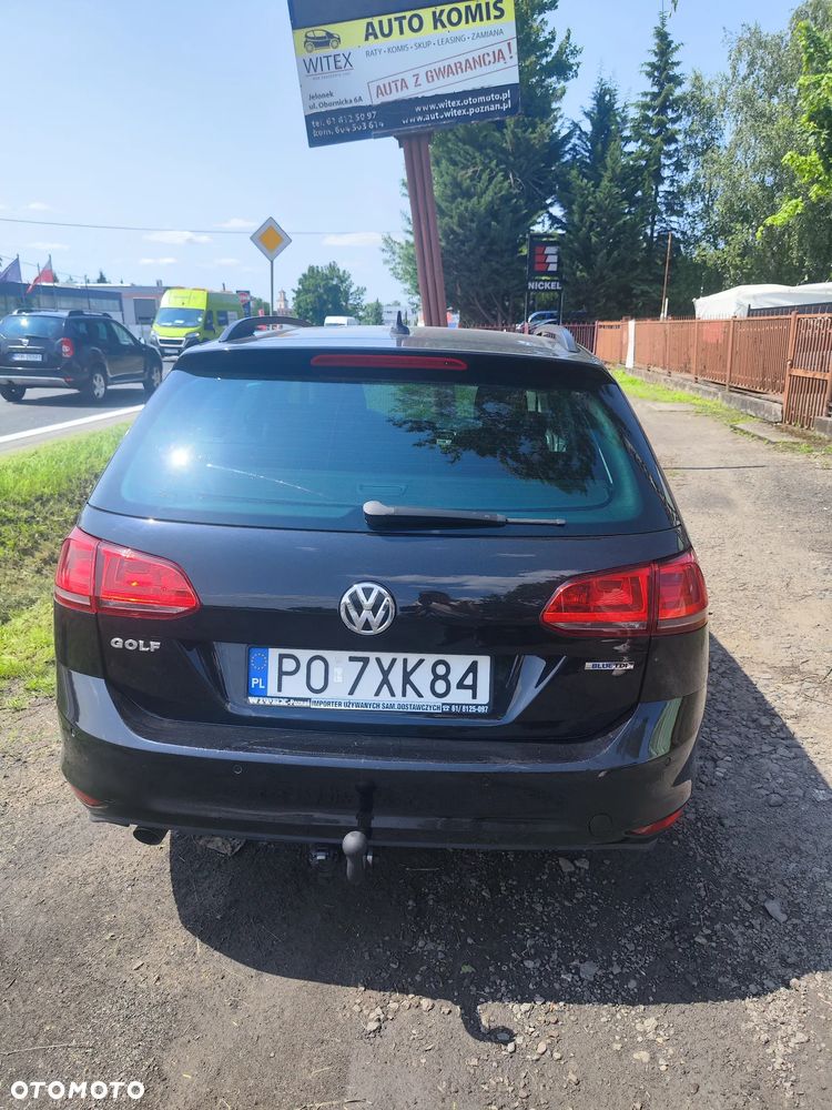 Volkswagen Golf - 6