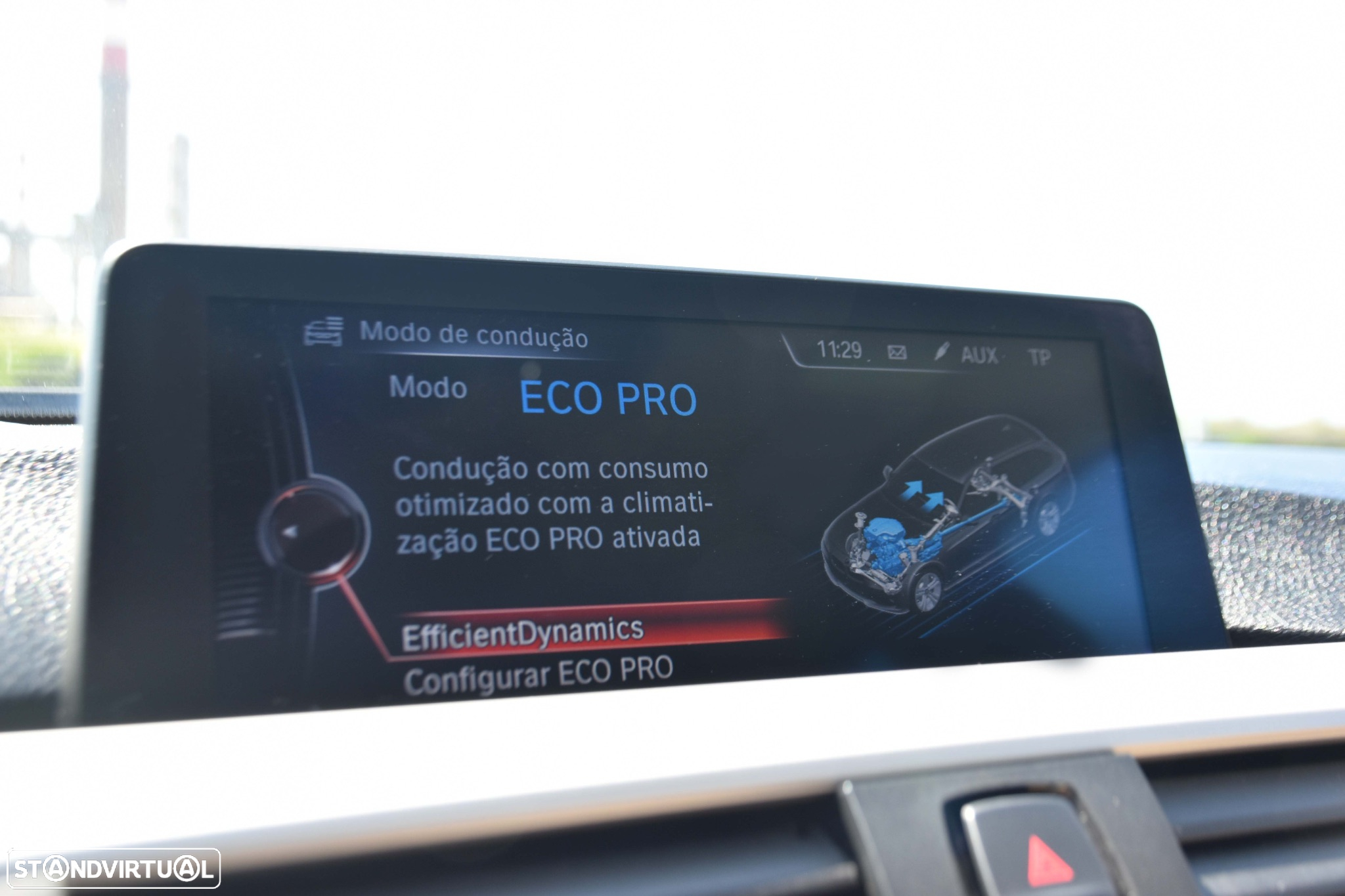 BMW 318 d Touring Auto Line Luxury - 42