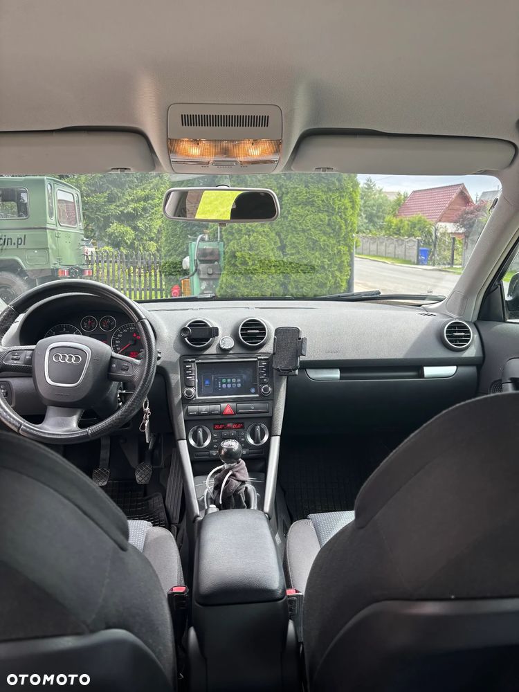 Audi A3 Sportback 1.9 TDI DPF Attraction - 6