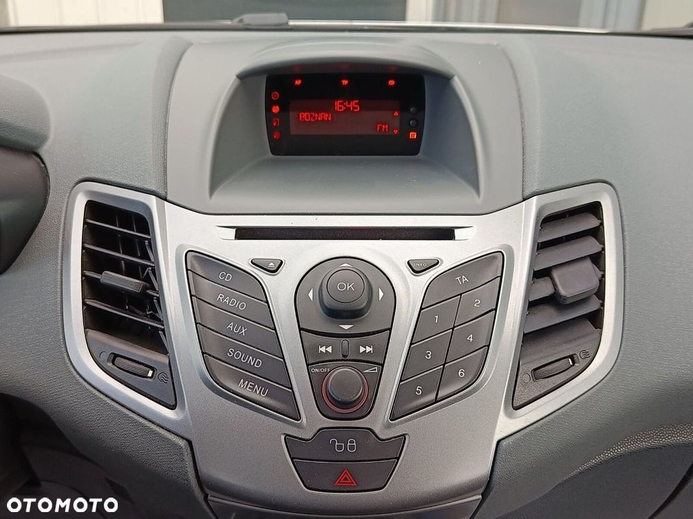 Ford Fiesta 1.25 Ambiente EU5 - 25