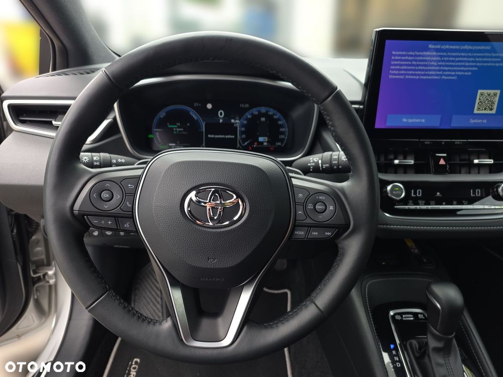 Toyota Corolla 2.0 Hybrid Style - 16