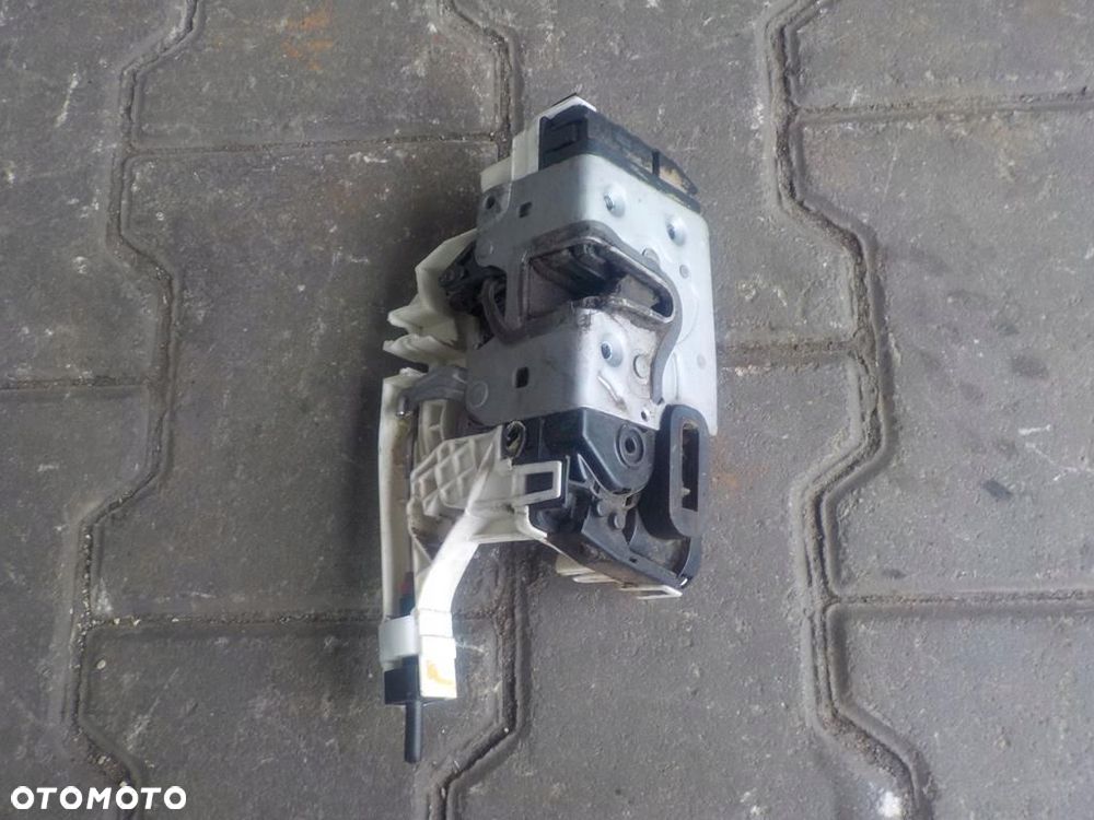 SPRINTER 906 CRAFTER ZAMEK A9067303935 - 1