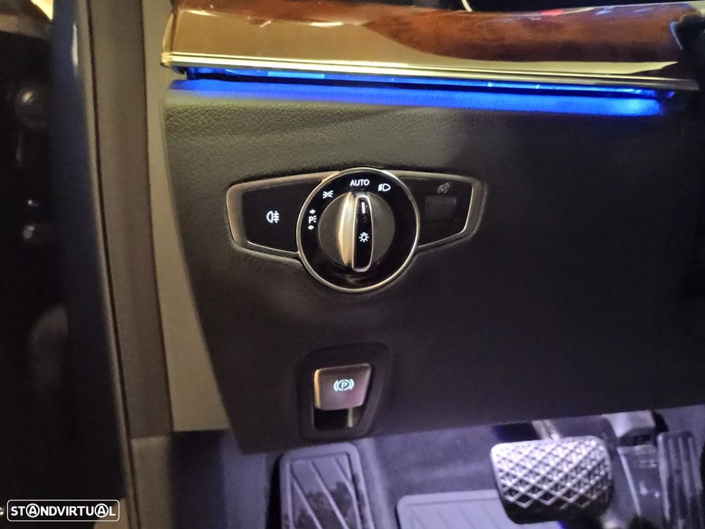 Mercedes-Benz E 300 de 4Matic T 9G-TRONIC Exclusive - 20