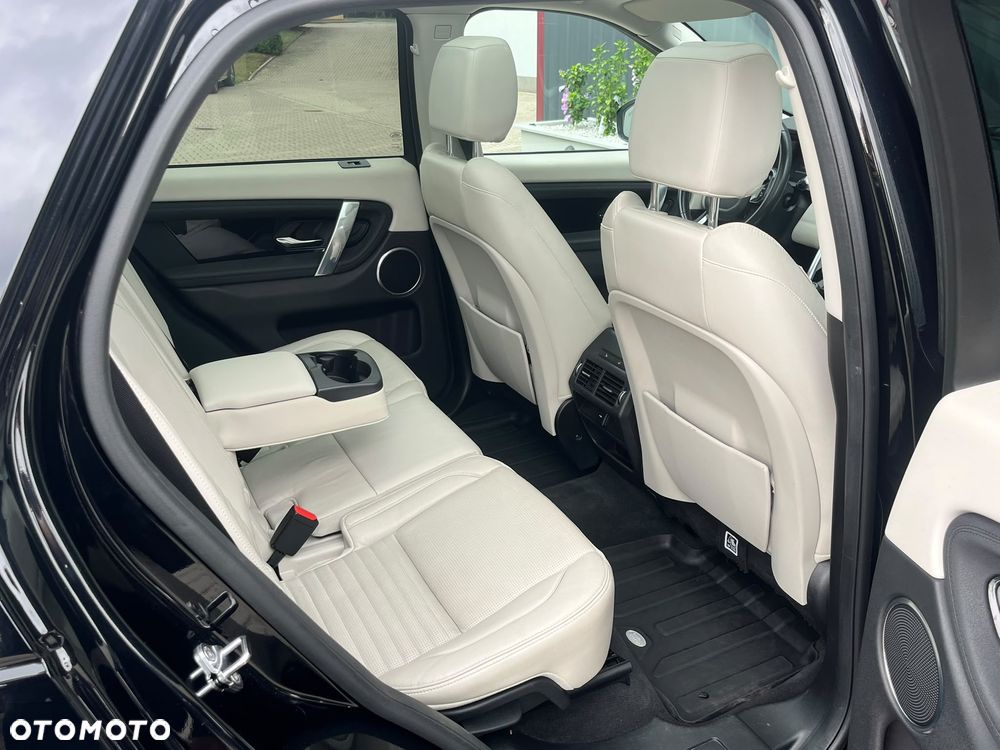 Land Rover Discovery Sport 2.0 P200 mHEV HSE - 24