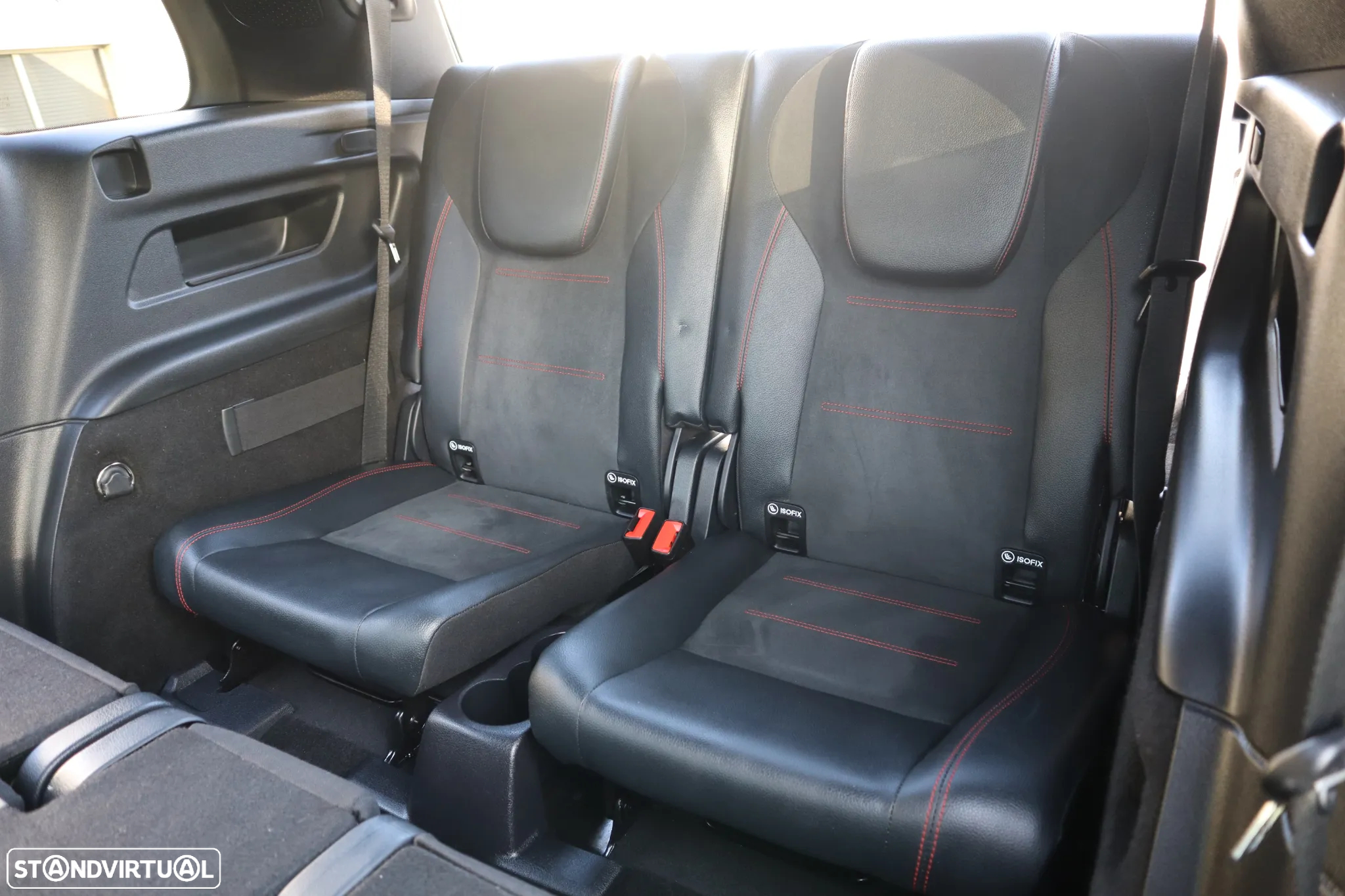 Mercedes-Benz EQB 250+ AMG Line - 43