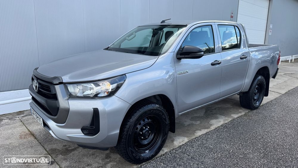 Toyota Hilux 2.4 D-4D 4WD CD CM - 13